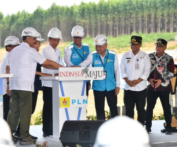 Presiden Jokowi Groundbreaking Pembangunan PLTS PLN 50 MW di IKN Nusantara, Hadirkan 100% Energi Bersih