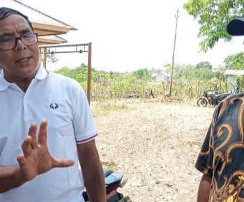 Stefanus Akut Ajak Warga Poco Leok Banyak Piknik Membuka Pikiran & Wawasan