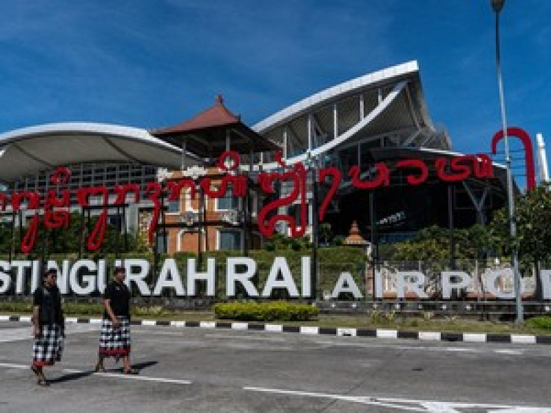 Dugaan Pungli di Bandara Ngurah Rai, Kejati Bali Amankan 5 orang dan Uang Ratusan Juta