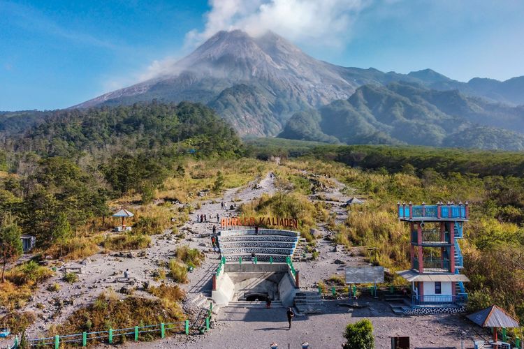 5 Perbedaan Gunung Marapi