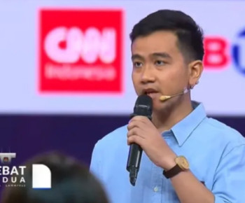 Ikut Potong Tumpeng di IKN, Gibran Sebut Cak Imin Tidak Konsisten, Warganet: Tukang Slepet Dislepet