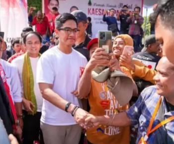 Dua Putra Jokowi Kunjungi Flores, Kaesang Masuk Maumere – Gibran Start dari Labuan Bajo