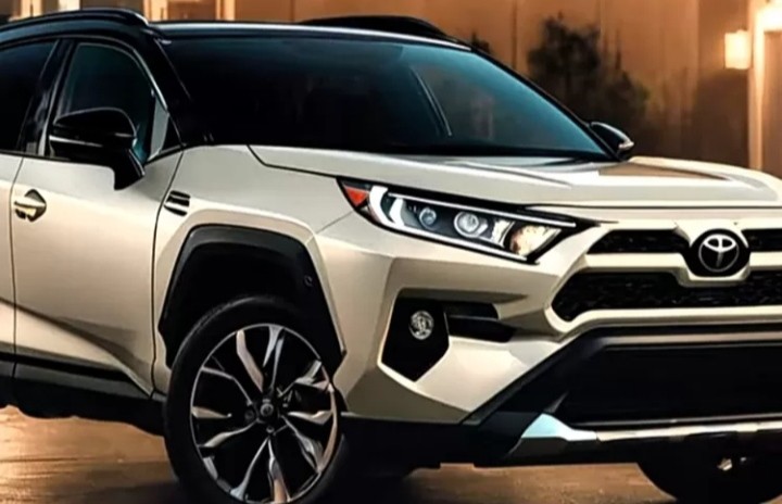 Toyota RAV4 2024