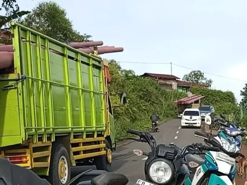 Rasio Desa Berlistrik PLN di Mabar Baru 87,57 Persen, Ini Komitmen PLN