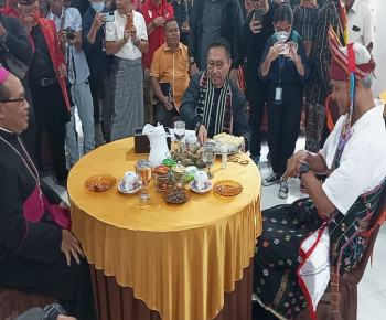 Ganjar Pranowo Tiba di Keuskupan Ruteng