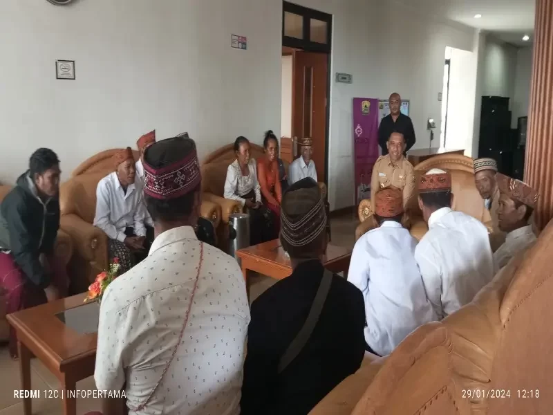 Warga Tiga Gendang di Poco Leok Temui Bupati Manggarai dan UP2K Flores, Ini yang Dibahas