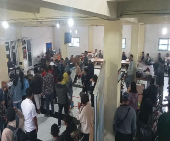 Isi Masa Tenang, Caleg dan Tim Sukses Wari-wiri di Dukcapil Manggarai