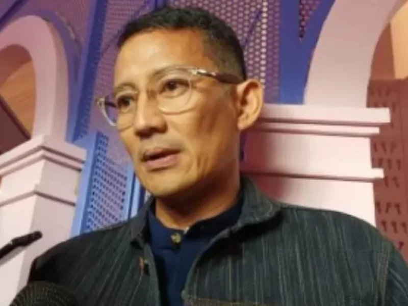 Selama Dukung Paslon 03, Sandiaga Ngaku Duit Turun 3T dan BB Turun 3 Kg