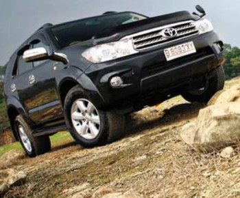 Minat Beli Mobil Bekas Toyota Fortuner Mei 2024, Dijual Rp150 Jutaan