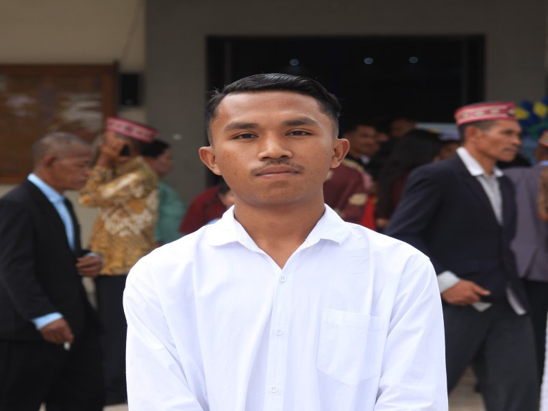 Menjembatani Jurang Antara Teori