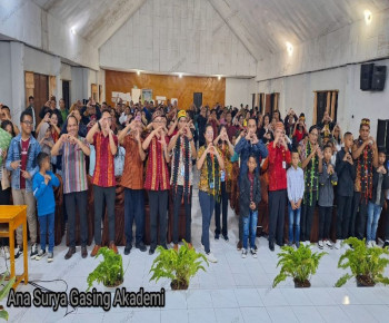 Tingkatkan Kemampuan Numerasi, Bupati Hery Nabit Datangkan Gasing Akademi Ana Surya ke Manggarai