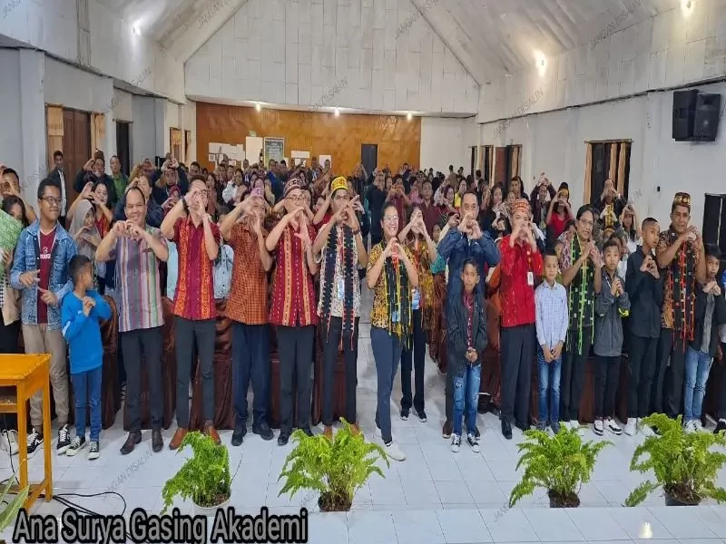 Tingkatkan Kemampuan Numerasi, Bupati Hery Nabit Datangkan Gasing Akademi Ana Surya ke Manggarai