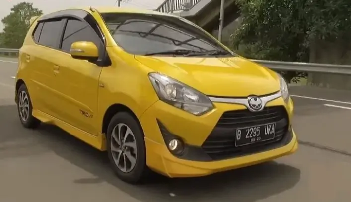 Mobil Bekas Toyota Agya