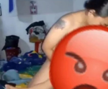 Heboh Video Ibu Muda Bertato Mesum dengan Balita