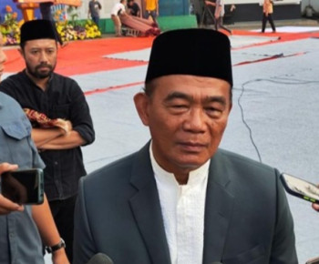 Soal Korban Judi Online Dapat Bansos, Menko PMK Klarifikasi Salah Paham