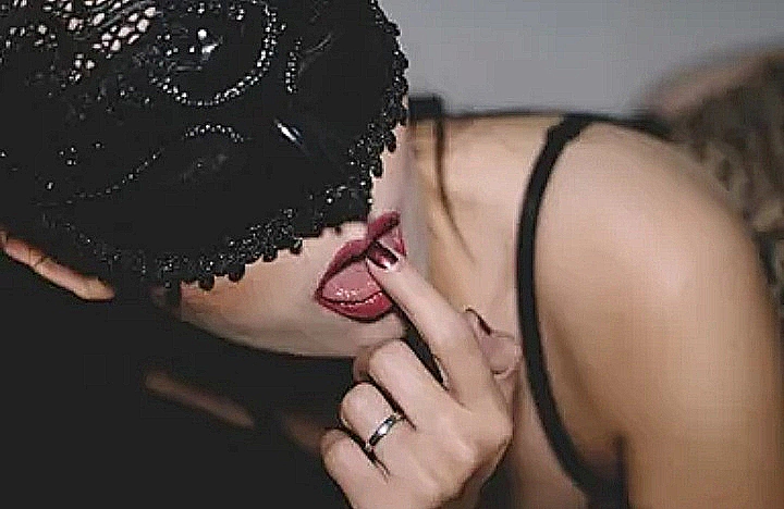 Ciri Perempuan Terangsang