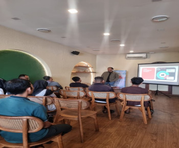 Dorong UMKM Naik Kelas, PLN Peduli Beri Pelatihan Social Media Marketing di Pasar Digital