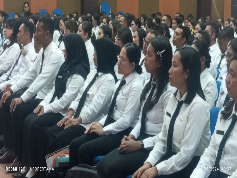 Bupati Nabit Ingatkan Pegawai PPPK akan Sifat Manusia yang Seringkali Merasa Kurang