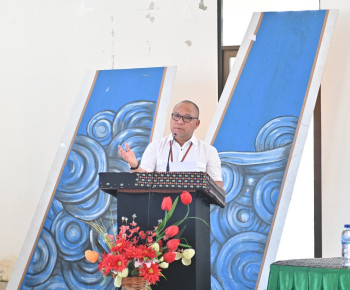 Mgr. Max Membekali 119 DPL KKN Integratif 2024 Unika Santo Paulus Ruteng