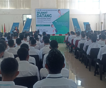 Dekan FPP dan FT Unika Ruteng Sambut Mahasiswa Baru 2024