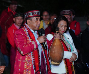 Syarat Pencalonan Pas, Hery Nabit Hadap Anak Rona Pongkor Gelar Adak Teti Tangkal