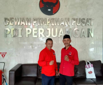 Dapat Jatah Ketua DPRD Manggarai, Sekertaris DPC PDIP Aven Mbejak Sampaikan Terimakasih