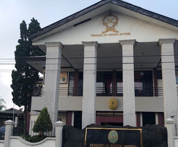Gugatan Praperadilan Maksi Ngkeros Ditolak PN Ruteng, Ahang Optimis Bisa jadi Terdakwa