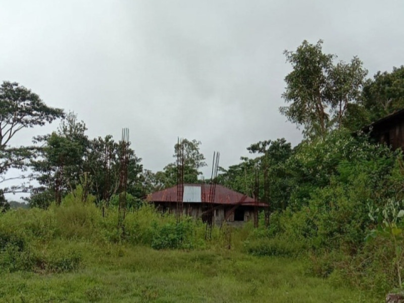 Pangkas Anggaran Pembangunan Rumah Gendang, Tua Adat Ruwat Kecam Tindakan Kader Demokrat Klemens Malis