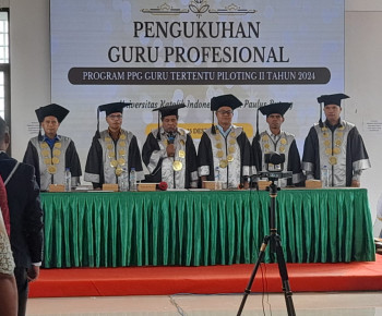 910 Guru Profesional Lulusan Unika St. Paulus Ruteng Resmi Dikukuhkan