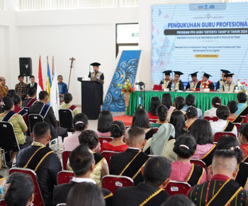 Pengukuhan 1.010 Guru Profesional di Unika Ruteng: Transformasi Pendidikan di Era Digital