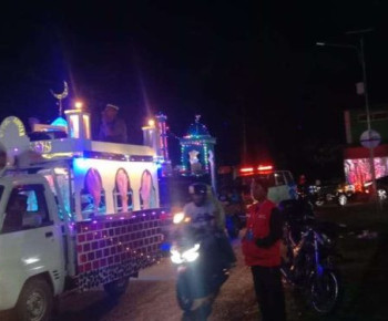 Gemuruh Takbir Sambut Idulfitri 1446 H di Reo: Edukasi Kebersamaan dan Toleransi Warnai Malam Kemenangan