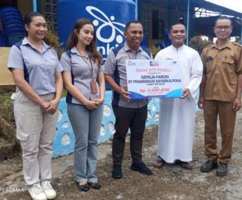Giat Karitatif Bank NTT Cabang Ruteng Sasar Dua Paroki di Wae Ri’i
