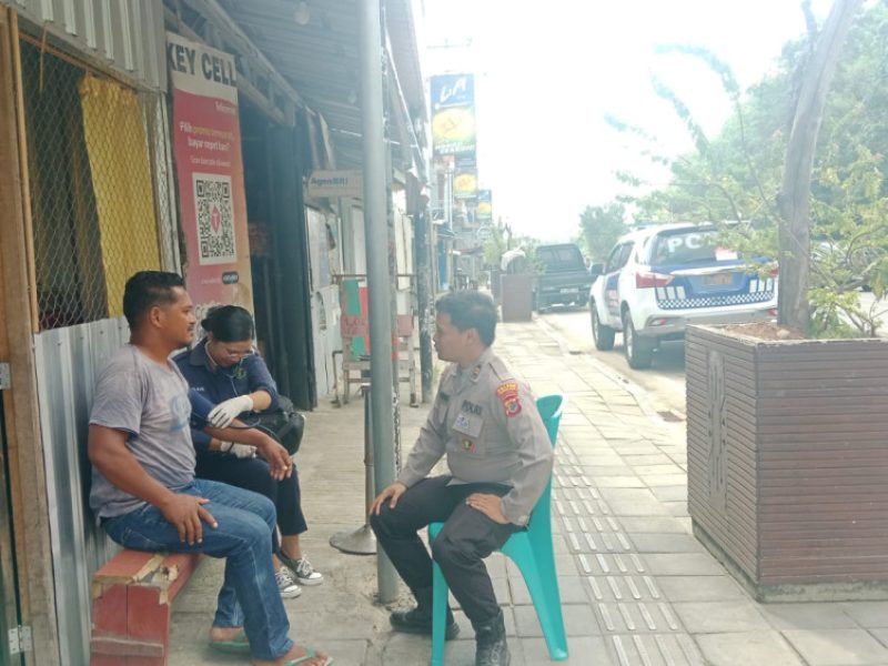 Polisi Berikan Pemeriksaan Kesehatan Gratis Bagi Tukang Ojek di Labuan Bajo