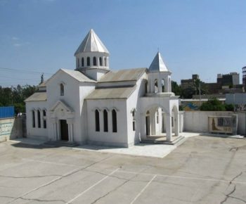 Lima Gereja di Iran yang Paling Terkenal