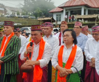 Wabup Manggarai, Sekda Fansi dan Pimpinan OPD Tiba di Kampung Todo