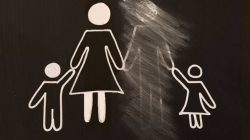 Anak-Anak Tanpa Ayah
