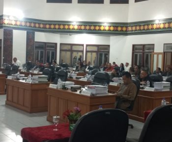 Tiga Oknum Anggota DPRD Manggarai yang Diduga Titip Presensi Saat Paripurna ke 12 Masa Sidang II