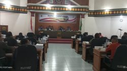 Titip Absen Anggota DPRD Manggarai, Jemali dan Rihi Minta Sidang Diskors