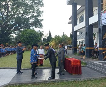 Bupati Hery Nabit Serahkan SK Kepada Ribuan Peserta PPPK di Manggarai