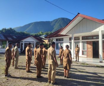 Dekatkan Diri ke ASN, Plh Sekda Manggarai Silaturahmi ke Dinsos dan Kominfo