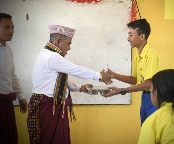 Launching MBG di SMPK FX Ruteng, Pemerintah Tegaskan Komitmen Gizi Anak Bangsa