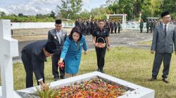 Kenang Jasa Pahlawan, Pemkab dan Forkopimda Manggarai Ziarah ke Taman Makam Pahlawan Lalong Tana
