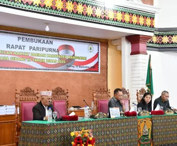 Sidang Paripurna, DPRD Manggarai Bahas Nota Keuangan RAPBD dan Belanja Daerah Tahun 2025
