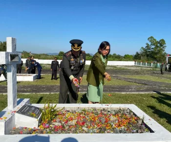 HUT TNI ke-80, Kodim 1612/Manggarai Ziarah ke TMP Lalong Tana