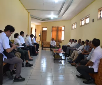 Respon Kasus Gigitan HPR di Karot, Wabup Fabi Abu Gelar Rapat Koordinasi Darurat