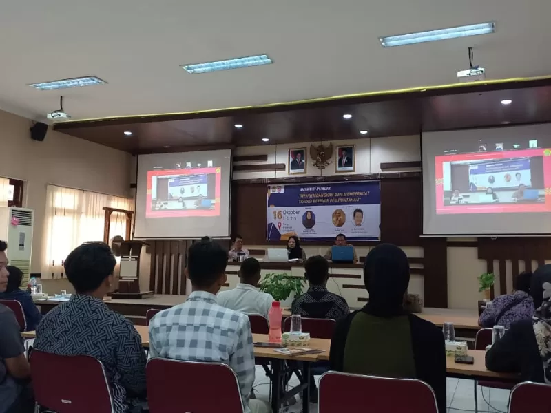 Tradisi Berpikir Pemerintahan