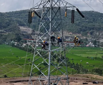Sambut HLN ke-80, PLN Sukses Energize SUTT 150 kV Jeranjang–Sekotong Perkuat Keandalan Listrik Lombok Barat