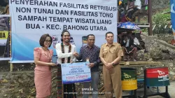 Optimalisasi Retribusi, Bank NTT Serahkan Mesin EDC di Pokdarwis Liang Bua