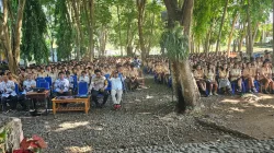 Densus 88 Bekali Siswa St. Familia Wae Nakeng Tangkal Radikalisme di Era Digital