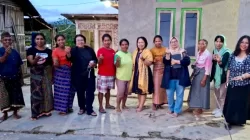 Tim GSSD UI Dampingi Penenun Manggarai Menuju Standar Ekspor Eropa